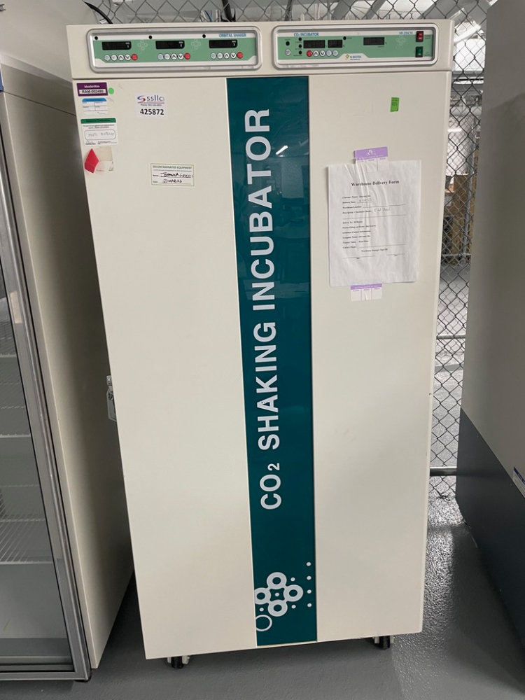 Image of N-Biotek CO2 Shaking Incubator